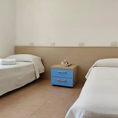 Barbato Guest House, Spaziosi Con Terrazza, 3 E Parcheggio Privato Reitani