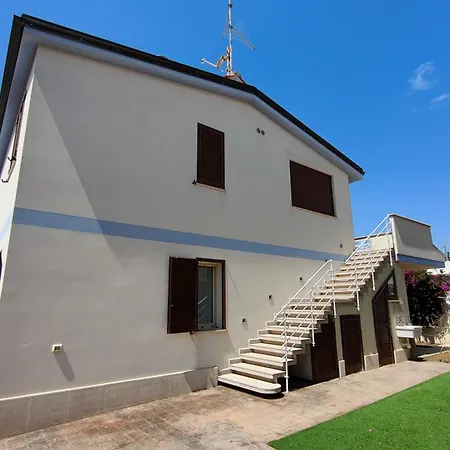 Barbato Apartment