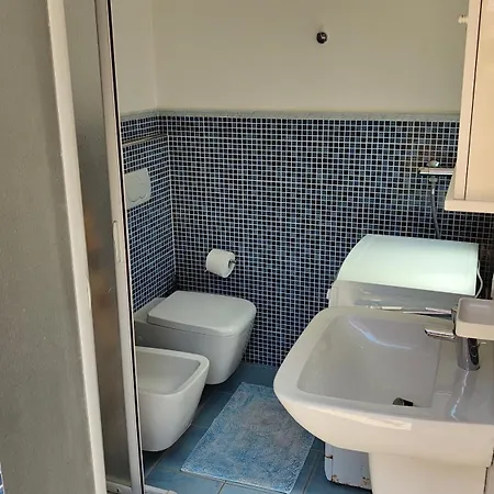 Barbato Guest House, Spaziosi Con Terrazza, 3 E Parcheggio Privato Reitani