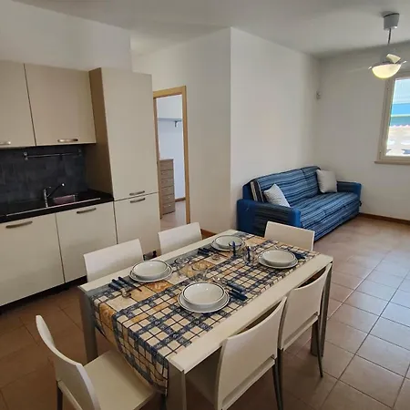 Barbato Guest House, Spaziosi Con Terrazza, 3 E Parcheggio Privato Reitani